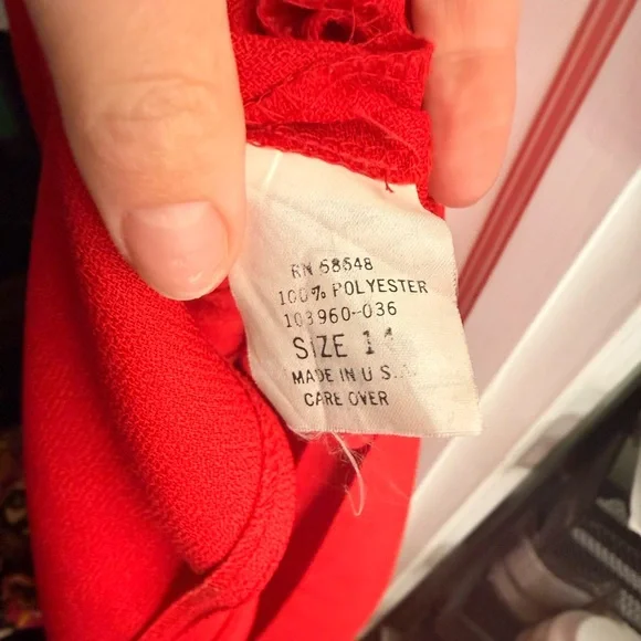 Vintage Slit Pleated Red Maxi Dress - Picture 10 of 10